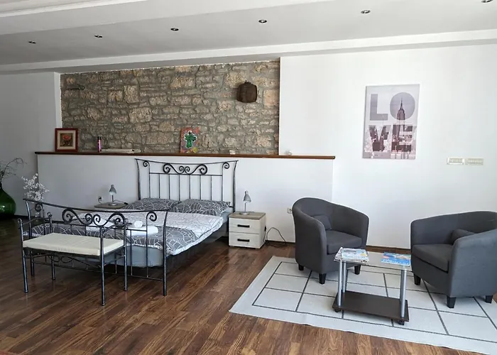 Casa Ninetta Bale